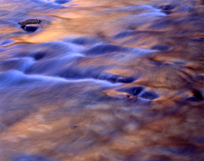 Virgin River Glowing Detail