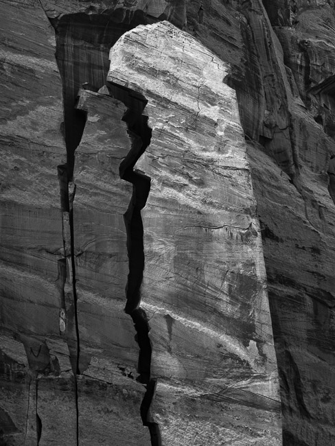 Capitol Crack, B&W