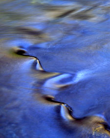 SmokiesOconolufteeRiverWaveReflection-homescan-Velvia.jpg