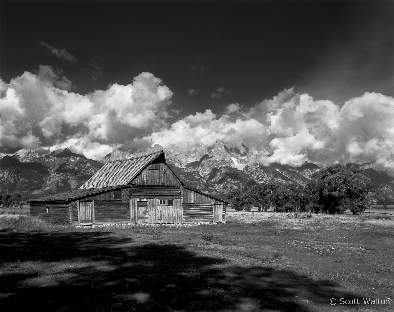 Moulton-Barn.jpg