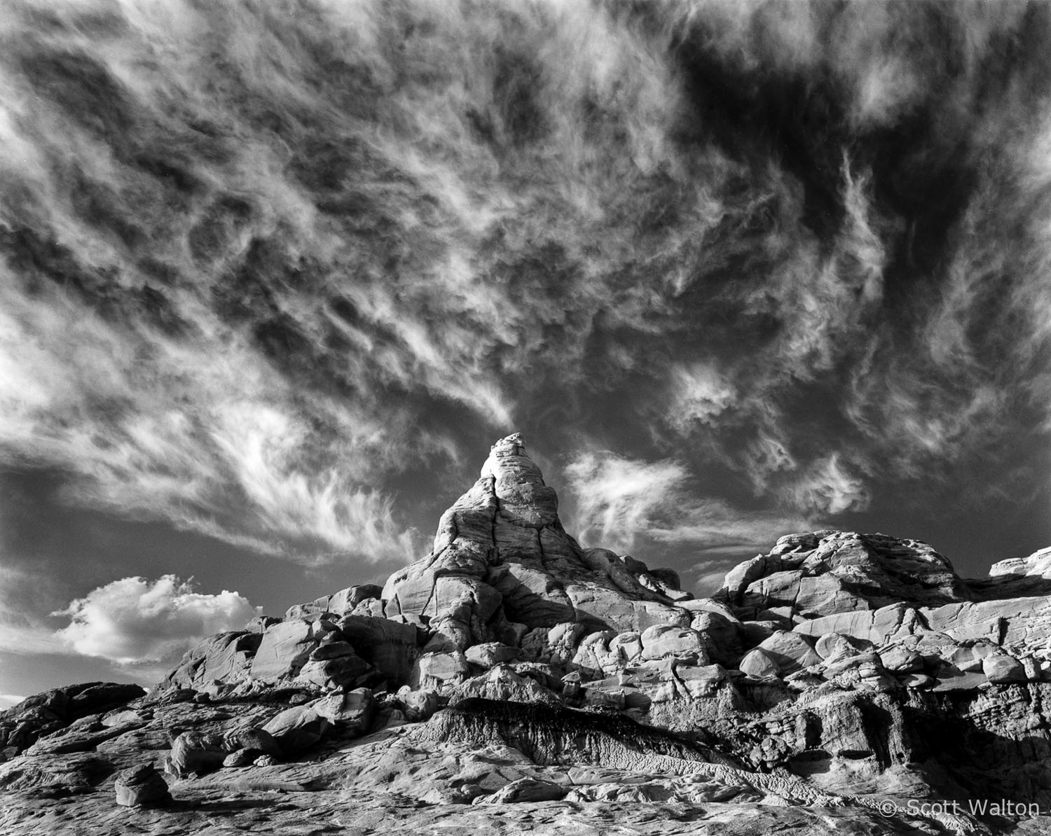 clouds-spire-white-cliffs-big-water-utah.jpg