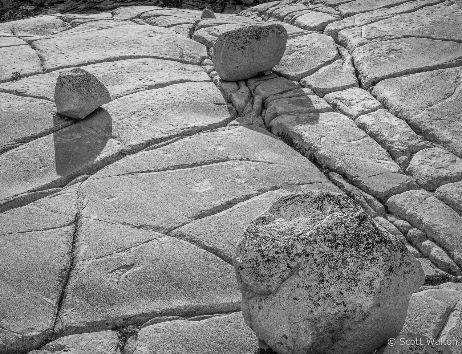 Glacial-Polish-Boulders-Olmstead-Point-BW-Yosemite-California.jpg