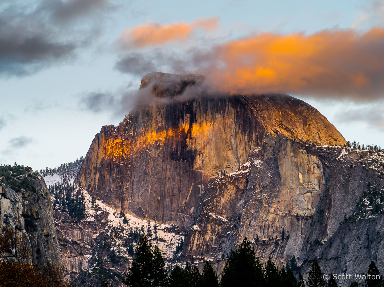 Halfdome-Sunset-Closeup-Yosemite-California.jpg