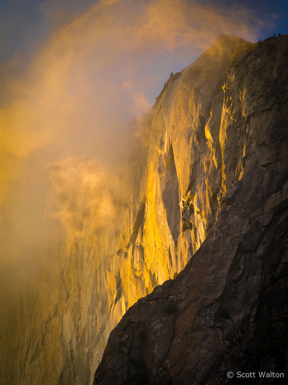 el-capitan-clouds-horsetail-fall-yosemite-california.jpg