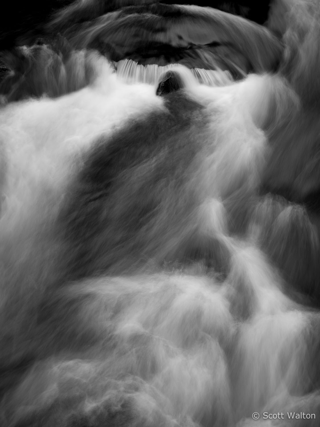 merced-river-detail-pohono-bridge-yosemite-california.jpg