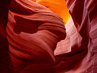 keyhole-arch-horiz-lower-antelope-canyon-arizona.jpg