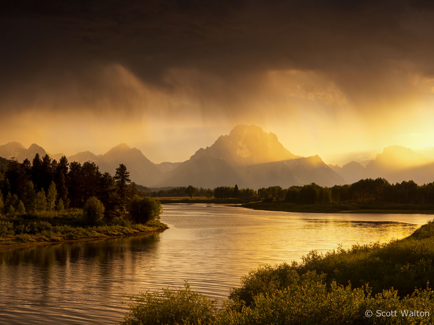 sunset-storm-oxbow-bend-snake-river-grand-teton-national-park-wyoming.jpg