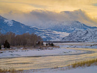 sunset-yellowstone-river-paradise-valley-montana.jpg