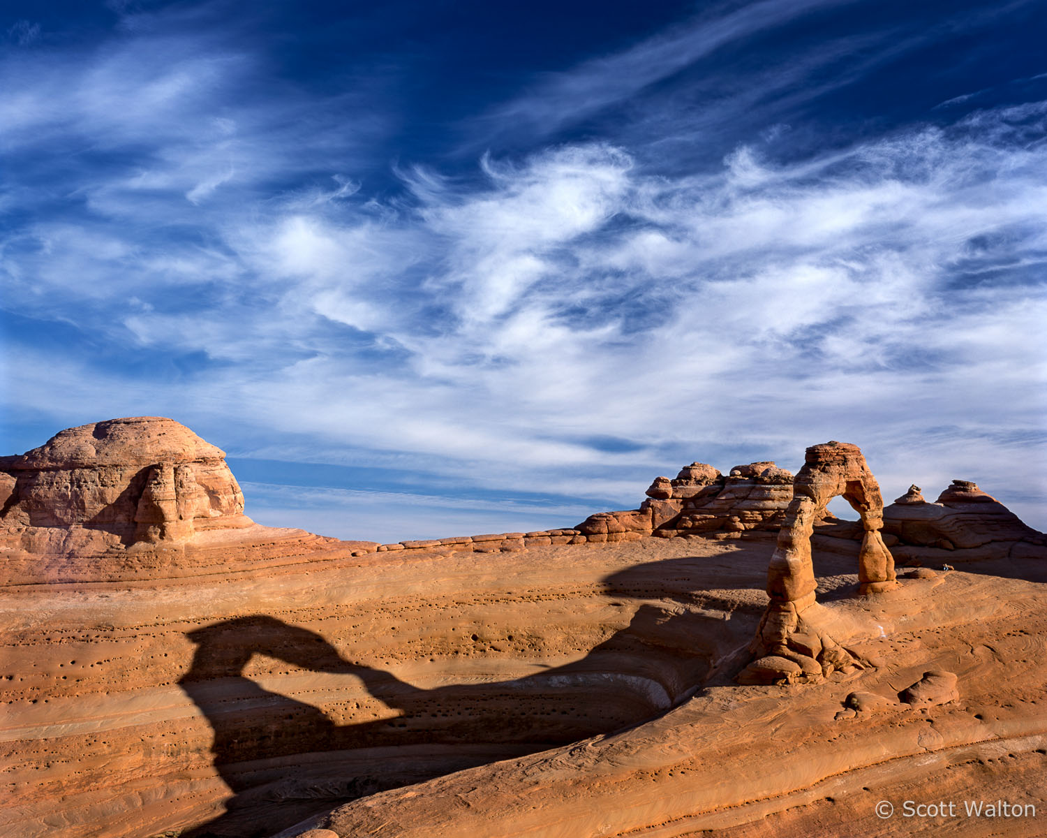 delicate-arch-sunrise-shadow-arches-national-park-utah.jpg