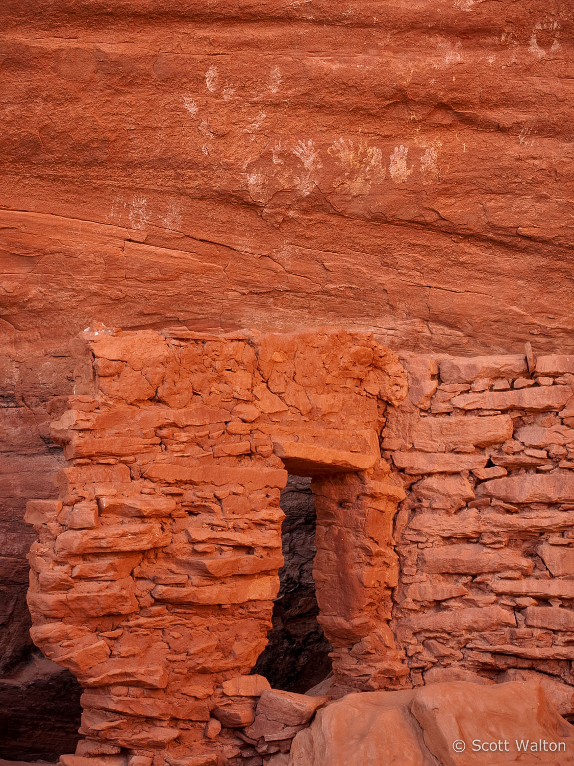 handprints-dwelling-monument-valley-navajo-tribal-park-arizona.jpg
