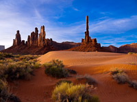 totem-pole-morning-monument-valley-navajo-tribal-park-utah.jpg