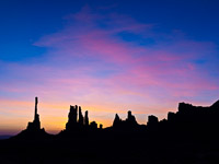 totem-pole-sunrise-monument-valley-navajo-tribal-park-utah.jpg