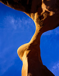Golden Arch metate-arch-devils-garden-utah.jpg