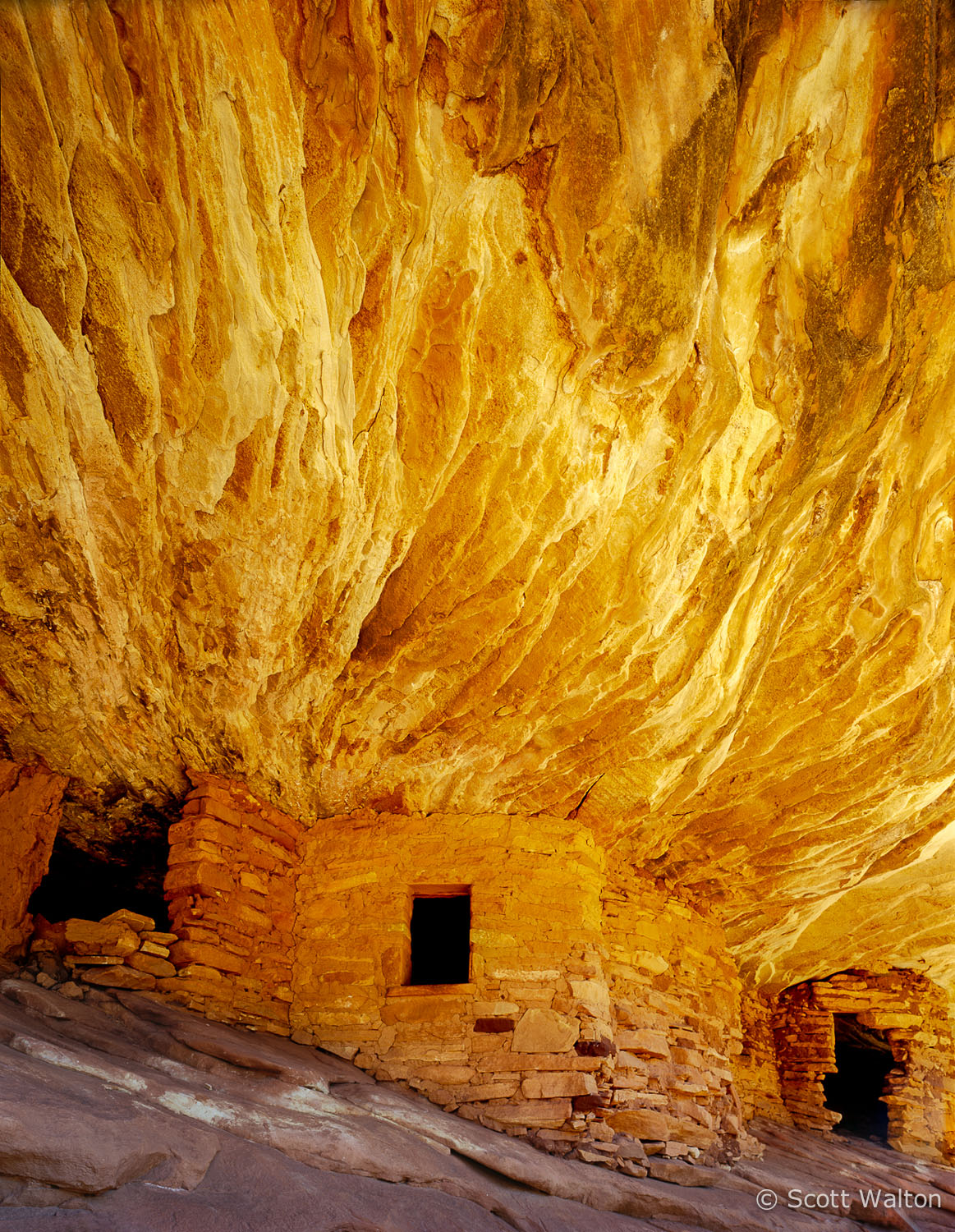 flaming-ceiling-cedar-mesa-utah.jpg