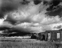 adobe-home-ladder-near-taos-new-mexico.jpg